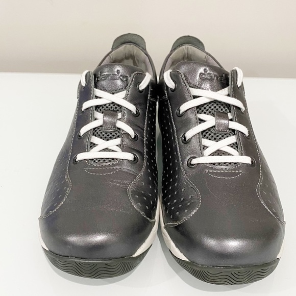 DANSKO Women’s Hillary Leather Sneaker Silver Pewter Comfort Shoe Size 40 - Picture 2 of 14